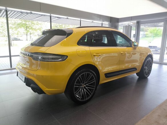2024 Porsche Macan I Рестайлинг 2, жёлтый - вид 6