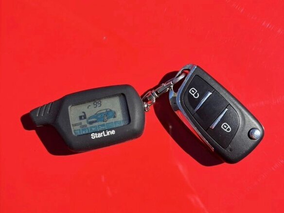 2012 Geely MK Cross I, красный, 240000 рублей - вид 20