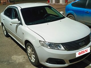 2009 Kia Magentis 5-speed II Рестайлинг, белый, 700000 рублей, вид 3