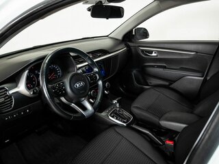 2020 Kia Rio IV Рестайлинг, белый, 1670000 рублей, вид 5