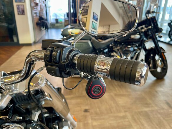2021 Harley-Davidson Fat Boy, чёрный, 2200000 рублей - вид 19