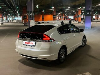 2013 Honda Insight II Рестайлинг, белый, 980000 рублей, вид 4