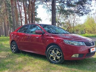 2011 Kia Cerato 6-speed II, красный, 749000 рублей, вид 4