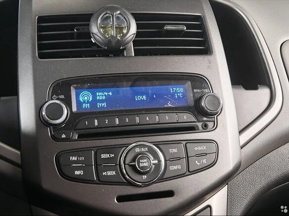 2012 Chevrolet Aveo II, белый, 620000 рублей - вид 10
