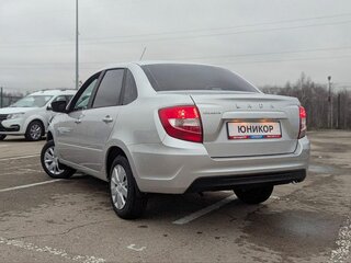 2026 Lada (ВАЗ) Granta I Рестайлинг, серебристый, 1142900 рублей, вид 3