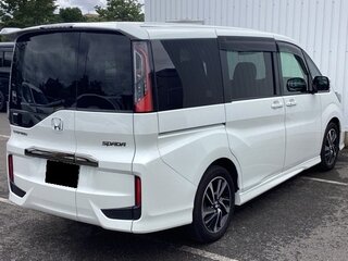 2021 Honda Stepwgn Spada V Рестайлинг, белый, 1924000 рублей, вид 5