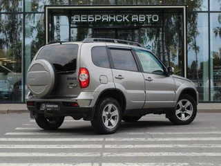 2019 Chevrolet Niva I Рестайлинг, серый, 830000 рублей, вид 3