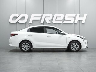2021 Kia Rio IV Рестайлинг, белый, 1569000 рублей, вид 5