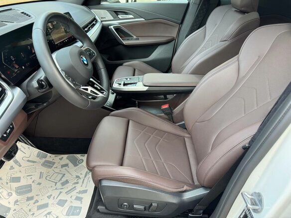 2025 BMW X1 20i xDrive III (U11/U12), белый, 5760000 рублей - вид 14