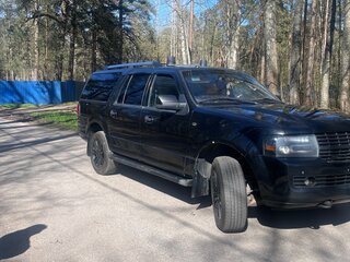 2011 Lincoln Navigator L III, чёрный, 3500000 рублей, вид 3