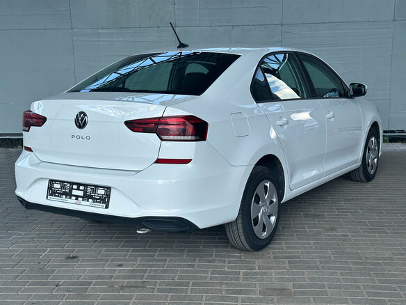 2021 Volkswagen Polo VI, белый - вид 4