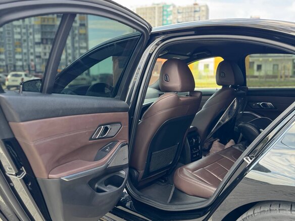 2019 BMW 3 серии 320d xDrive VII (G2x), чёрный, 3750000 рублей - вид 14