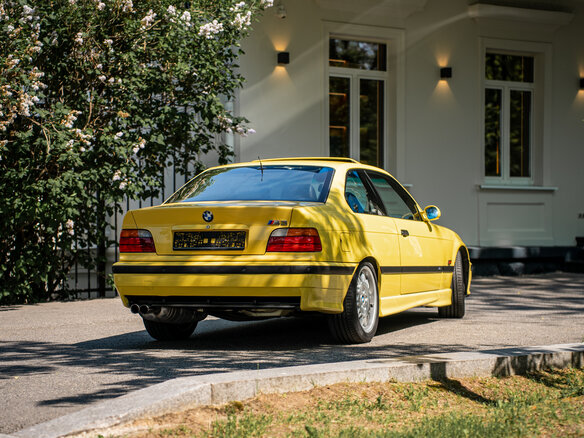 1995 BMW M3 II (E36), жёлтый - вид 3
