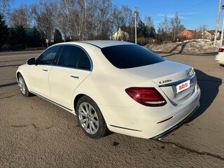 2018 Mercedes-Benz E-Класс 220 d V (W213, S213, C238), белый, 3850000 рублей, вид 5