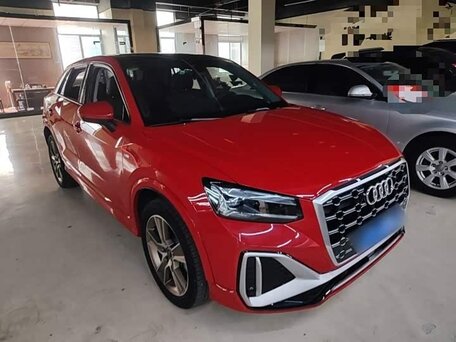 2022 Audi Q2 L 35 TFSI I Рестайлинг, красный, 1550000 рублей, вид 2