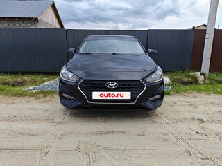 2017 Hyundai Solaris II, чёрный, 1060000 рублей, вид 1