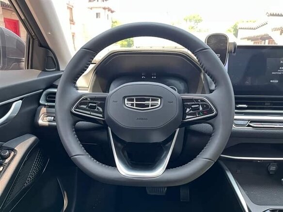 2024 Geely Emgrand II, серый, 1224000 рублей - вид 7