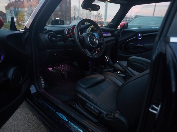 2019 Mini Hatch JCW III (F55/F56) Рестайлинг, синий, 2600000 рублей - вид 13