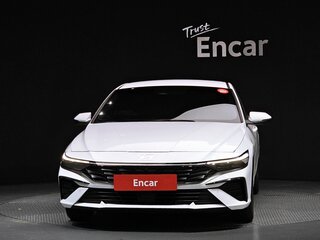 2023 Hyundai Avante VII Рестайлинг, белый, 1885000 рублей, вид 2