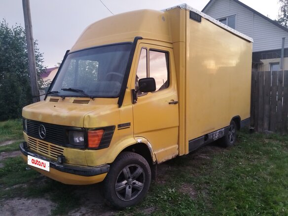 1994 Mercedes-Benz T1, жёлтый, 600000 рублей - вид 5
