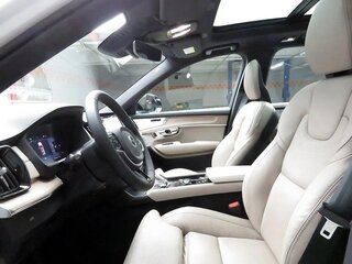 2026 Volvo XC90 B6 II Рестайлинг 2, белый, 10500000 рублей, вид 5