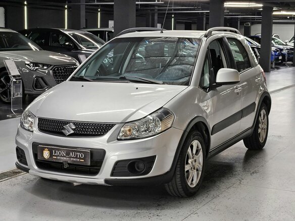 2013 Suzuki SX4 I (Classic) Рестайлинг, серебристый - вид 2