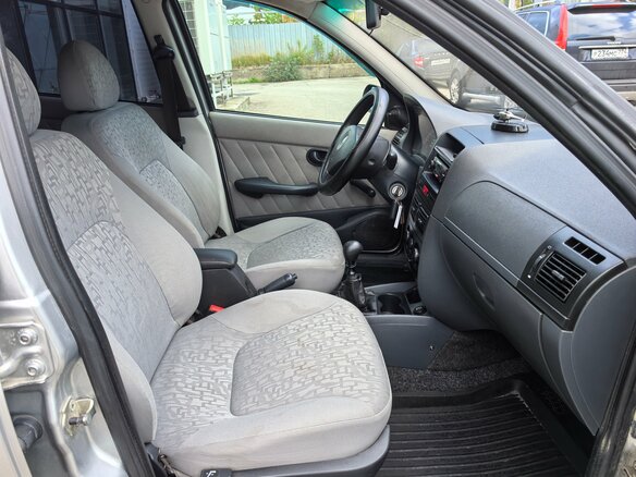 2011 Fiat Albea I Рестайлинг, серый, 265000 рублей - вид 12