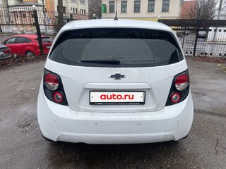 2015 Chevrolet Aveo II, белый, 830000 рублей, вид 5