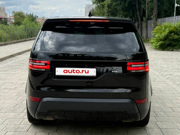 2018 Land Rover Discovery V, чёрный, 3500000 рублей - вид 11