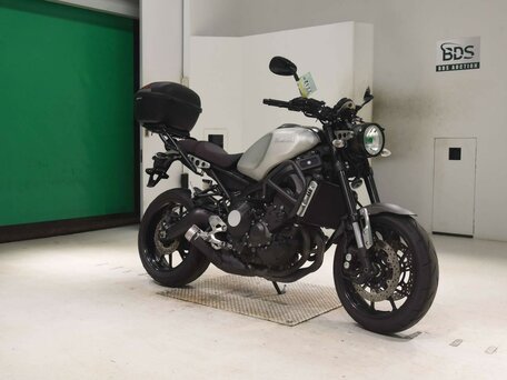 2016 Yamaha XSR900, серебристый, 777000 рублей, вид 3