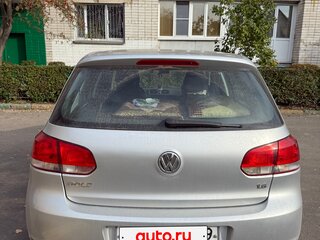 2011 Volkswagen Golf VI, серебристый, 800000 рублей, вид 4