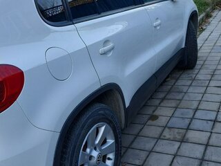 2012 Volkswagen Tiguan I Рестайлинг, белый, 1050000 рублей, вид 4