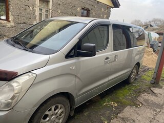 2010 Hyundai Grand Starex I, серый, 900000 рублей, вид 3