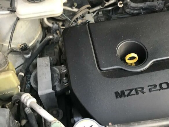 2010 Mazda Biante, серый, 920000 рублей - вид 10