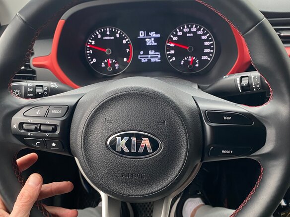 2021 Kia Rio IV Рестайлинг, белый, 1990000 рублей - вид 13