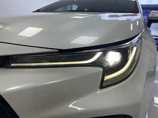 2022 Toyota Levin XII (E210), белый, 1820000 рублей, вид 4