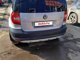 2014 Skoda Yeti I, серебристый, 800000 рублей, вид 3