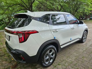 2023 Kia Seltos I Рестайлинг, белый, 2050200 рублей, вид 5