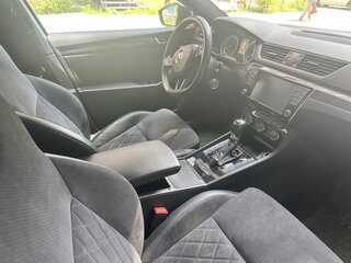 2017 Skoda Superb III, серый, 1700000 рублей, вид 4