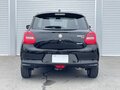 2023 Suzuki Swift V, чёрный - вид 4