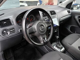 2012 Volkswagen Polo V, серебристый, 650000 рублей, вид 5