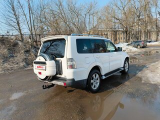 2008 Mitsubishi Pajero IV, белый, 1100000 рублей, вид 3