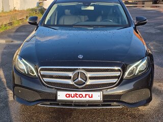 2017 Mercedes-Benz E-Класс 200 V (W213, S213, C238), чёрный, 2790000 рублей, вид 4