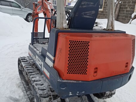 1999 Kubota Миниэкскаваторы, красный, 1520000 рублей, вид 4
