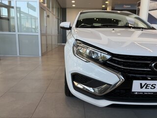 2026 Lada (ВАЗ) Vesta SW I Рестайлинг (NG), белый, 1815000 рублей, вид 5