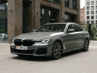 2020 BMW 5 серии 530i xDrive VII (G30/G31/G38) Рестайлинг, серый, 2950000 рублей, вид 2