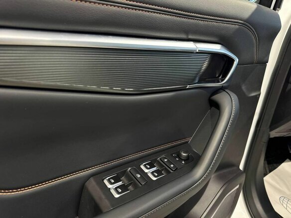2025 Geely Okavango I Рестайлинг, белый, 4085990 рублей - вид 6