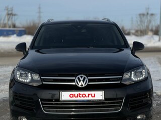 2013 Volkswagen Touareg II, чёрный, 2299000 рублей, вид 2