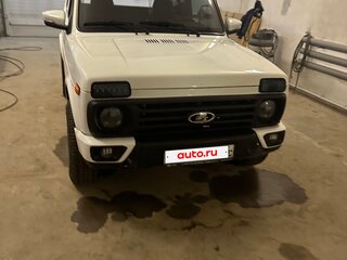 2017 Lada (ВАЗ) 2121 (4x4) Urban I Рестайлинг, белый, 900000 рублей, вид 3