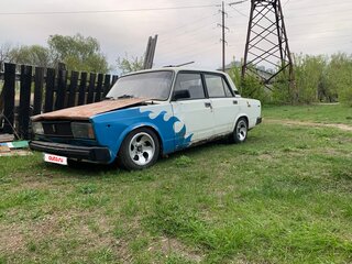 1997 Lada (ВАЗ) 2105, белый, 120000 рублей, вид 4